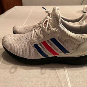 Mens Adidas Ultraboost sneakers